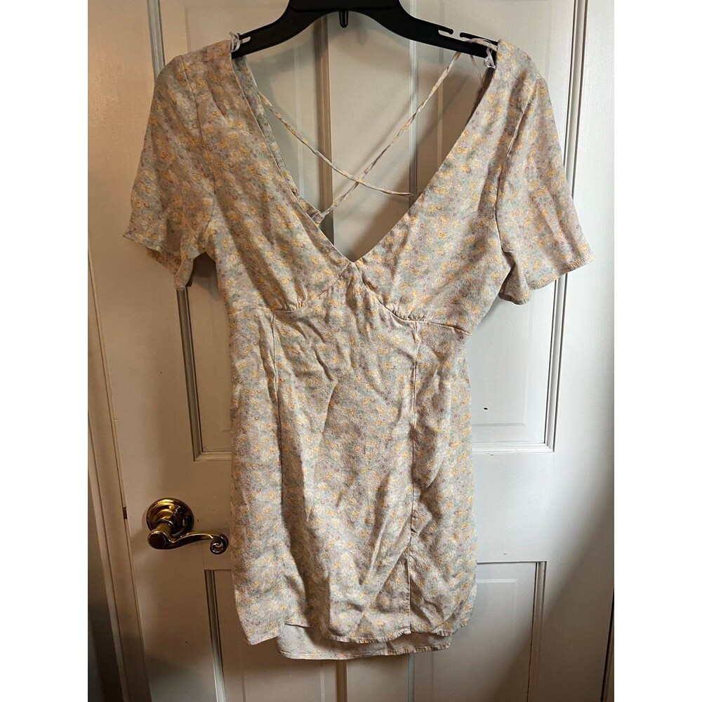 Elodie floral dress size medium backless